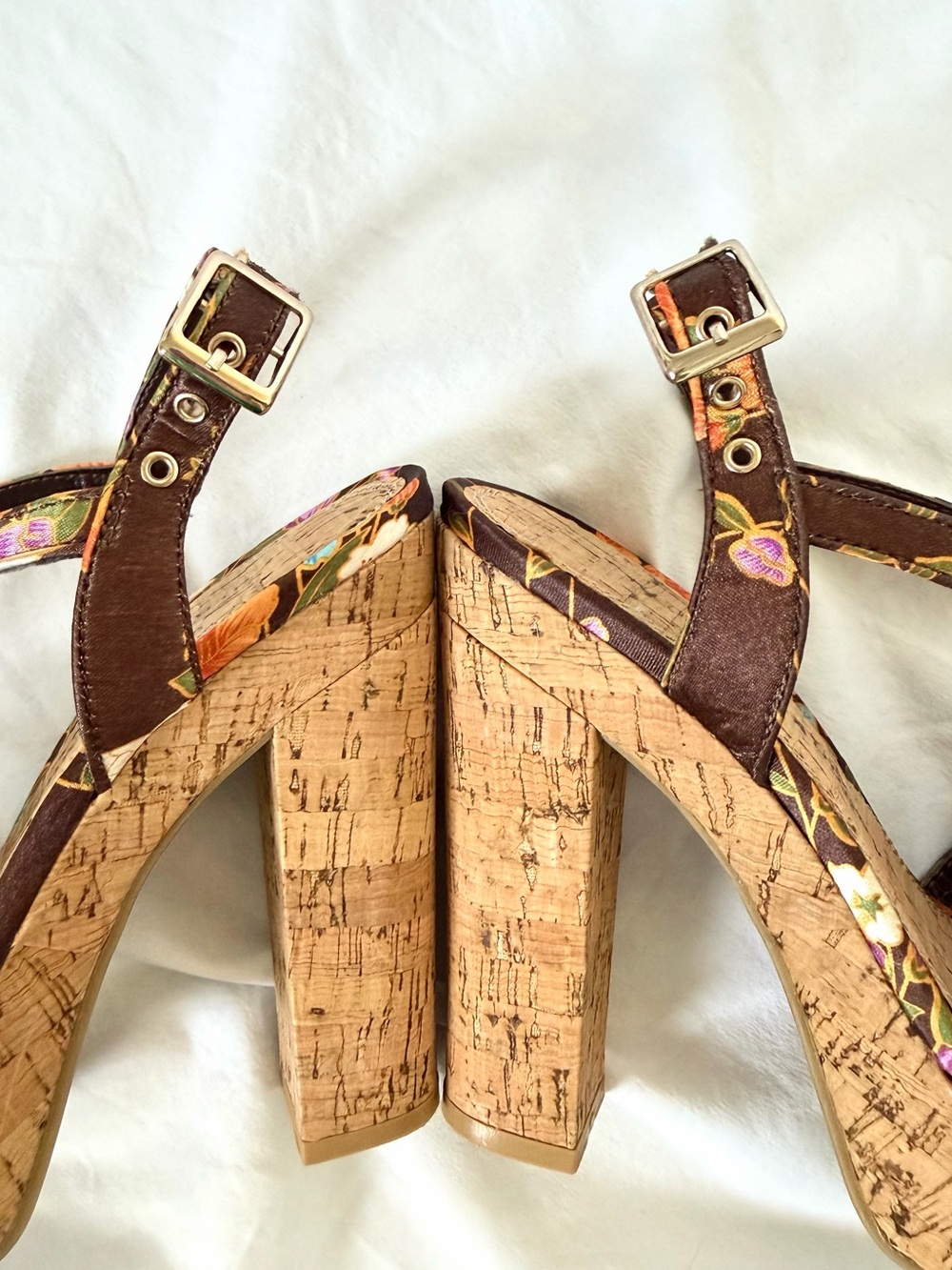 Chinese Laundry Party Time Cork Platform Block Heel in Floral Kimono | Size 6 - Picture 13 of 17